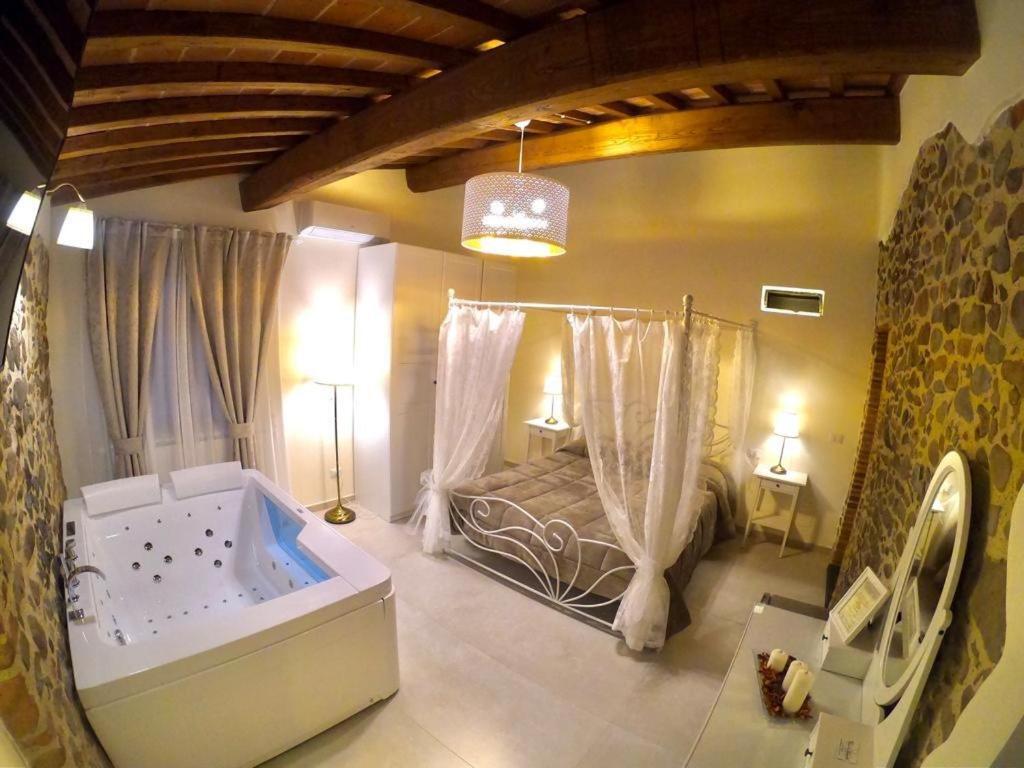 Agriturismo Terre Di Leonardo Bed and Breakfast Βίντσι Εξωτερικό φωτογραφία